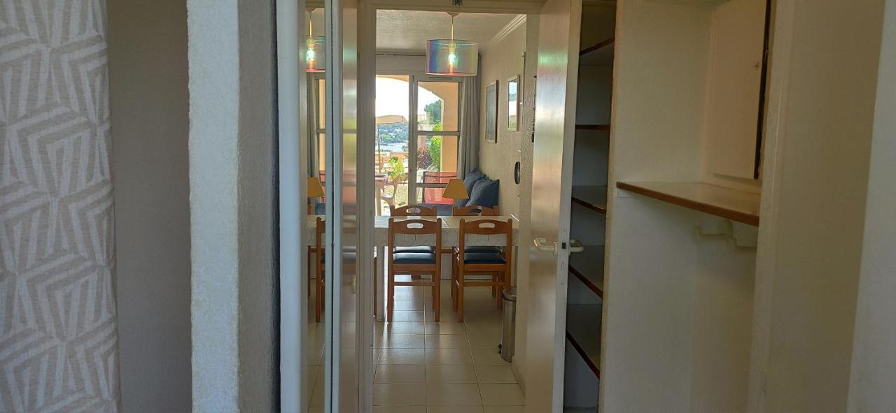 Agay Cap Esterel, Le Village Belvedere T2 Climatise Rez-De-Jardin, Vue Mer, Piscine Et Parking Inclus Saint-Raphaël エクステリア 写真