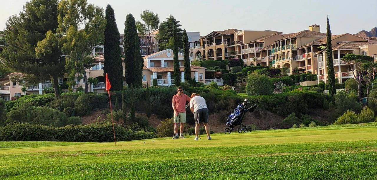 Agay Cap Esterel, Le Village Belvedere T2 Climatise Rez-De-Jardin, Vue Mer, Piscine Et Parking Inclus Saint-Raphaël エクステリア 写真